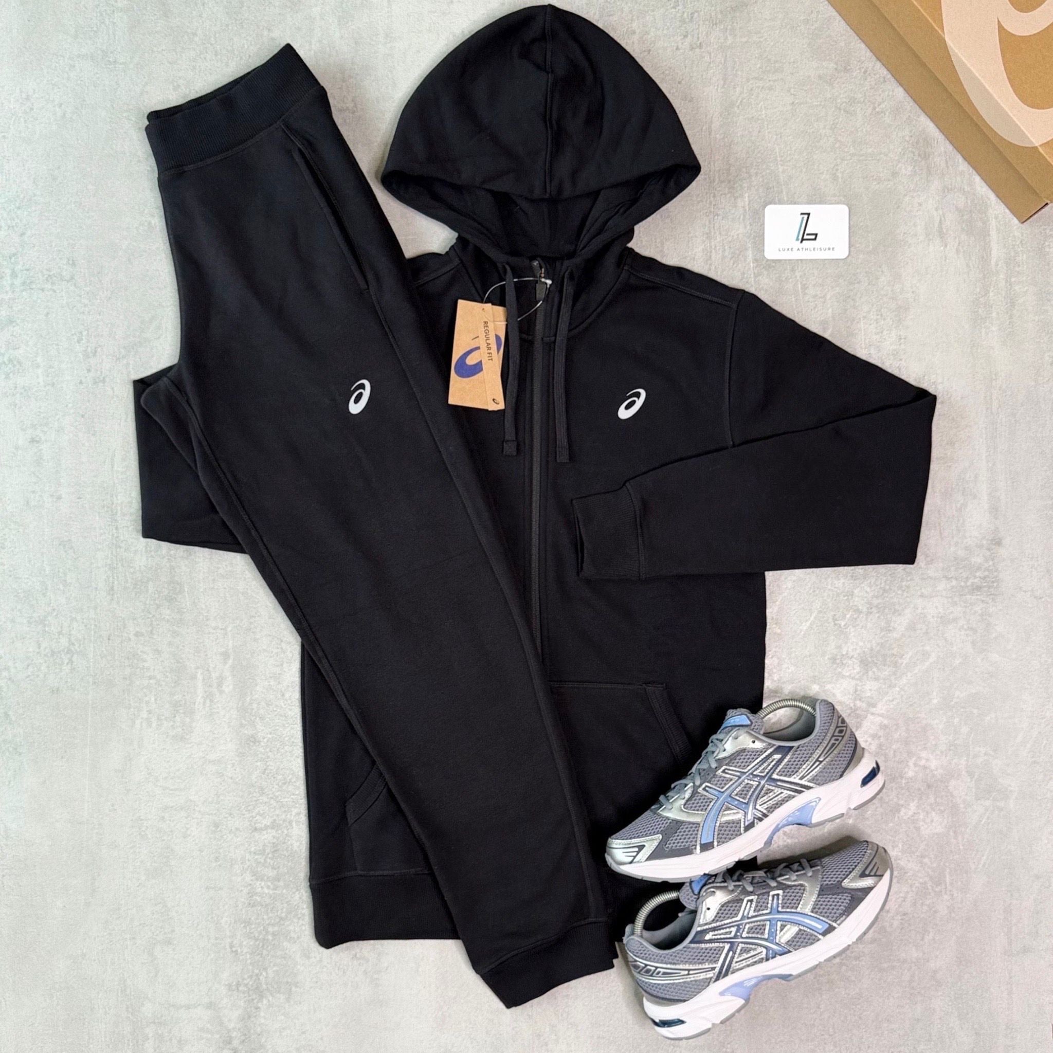 TRACKSUITS & SETS