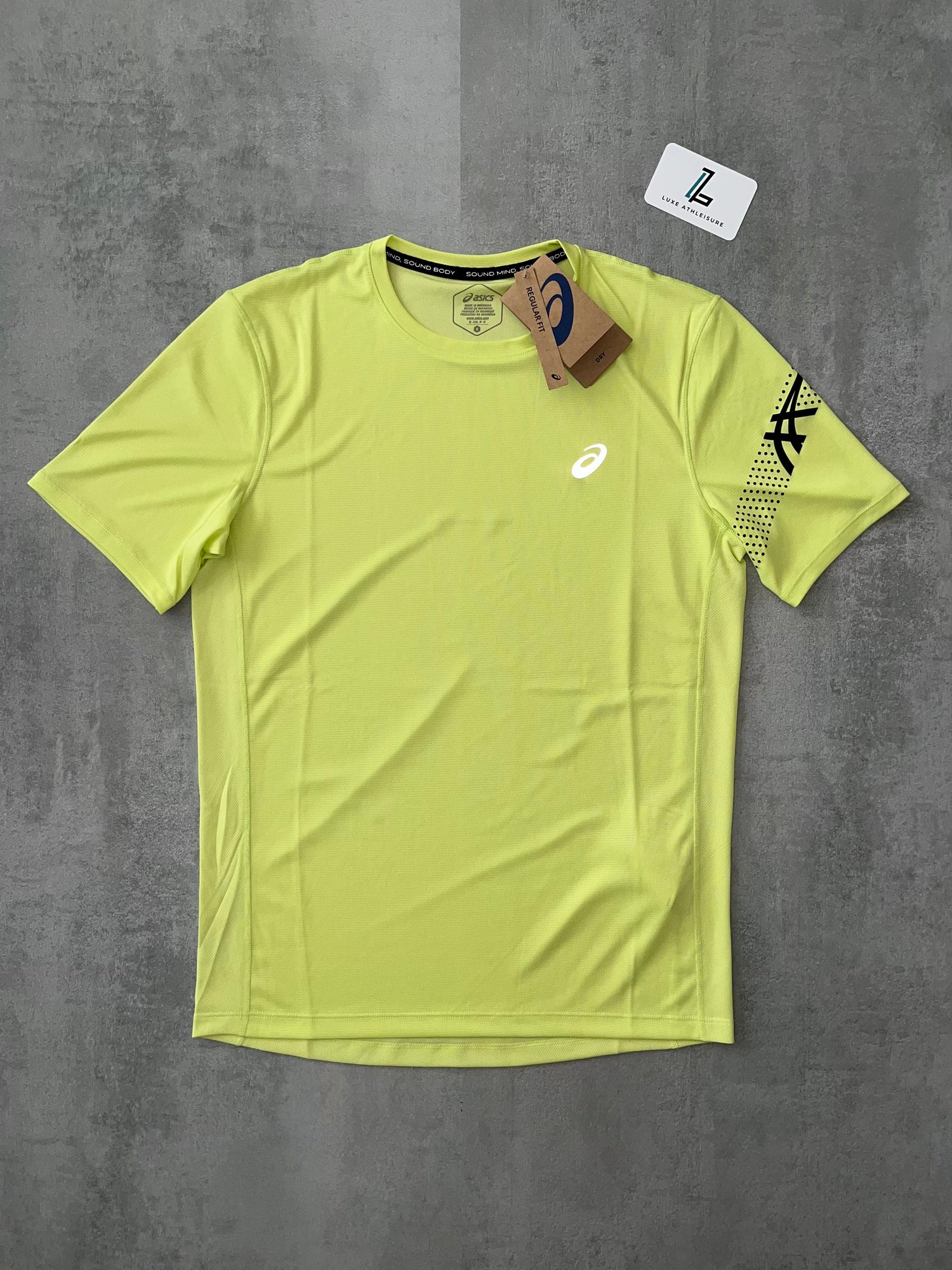 TOPS & T-SHIRTS