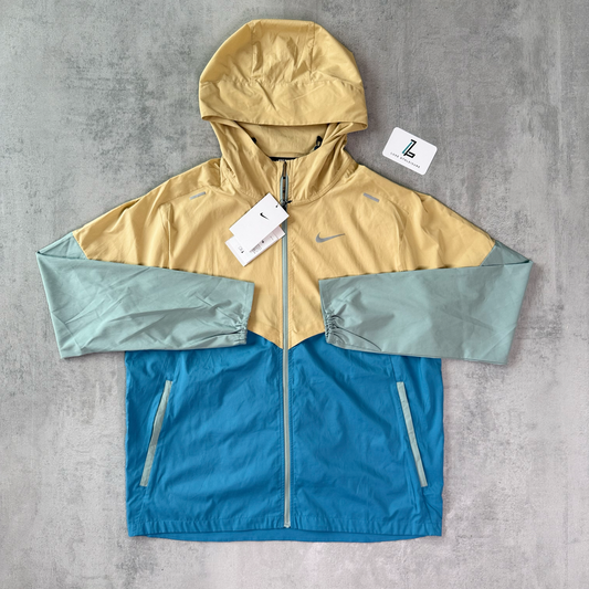 NIKE UV WINDBREAKER ‘BLUE/CREAM’
