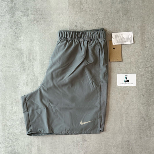 NIKE CHALLENGER SHORTS 18CM/7” ‘GREY’